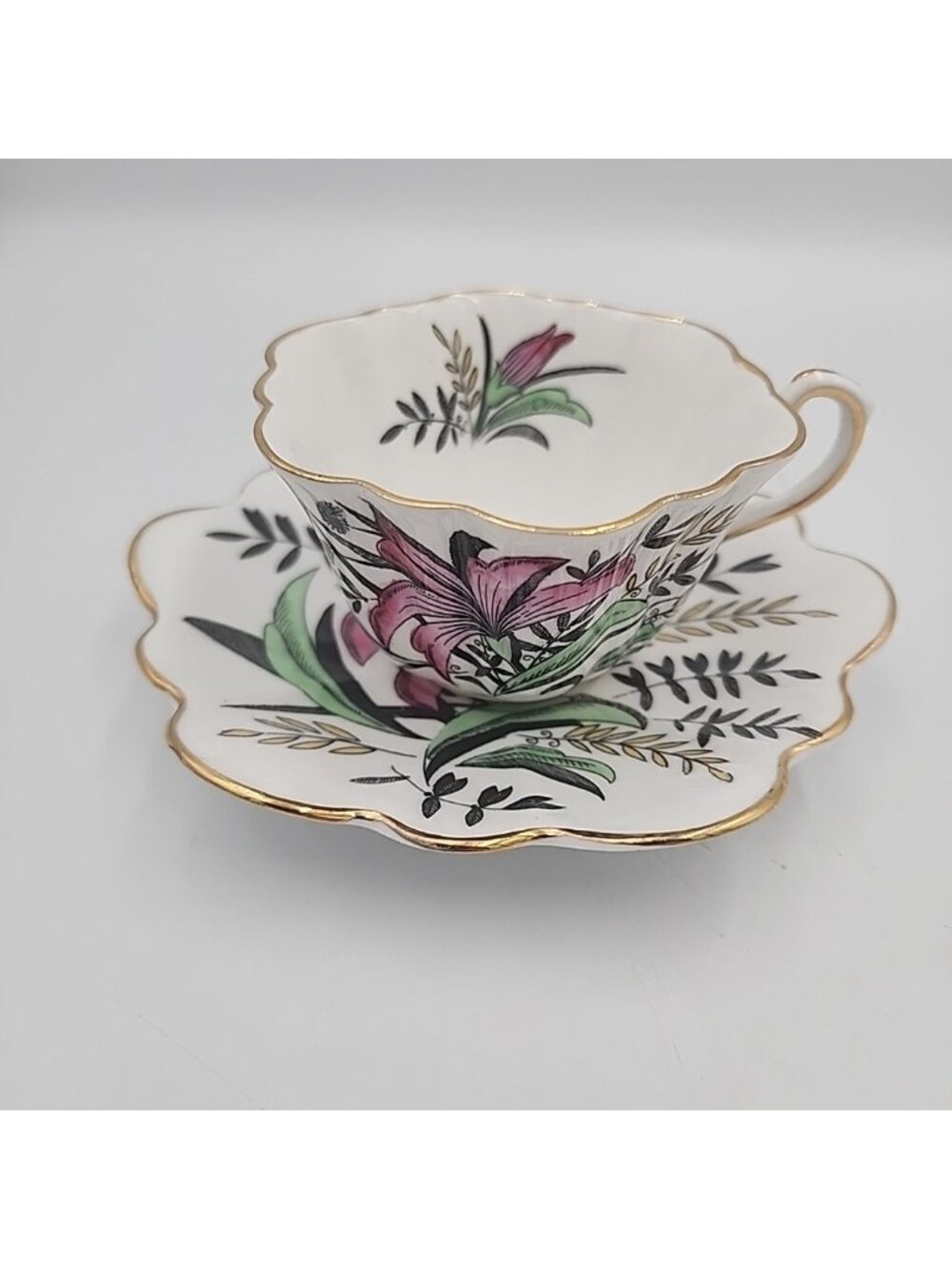Vintage Rosina England BONE CHINA CUP & SAUCER SET Pink Lily Flower 4925